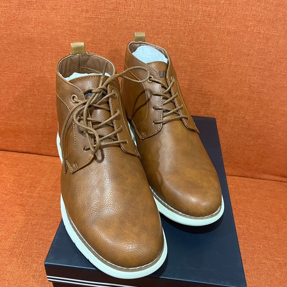 Nautica Men\'s Tan Chukka Boots main image 8